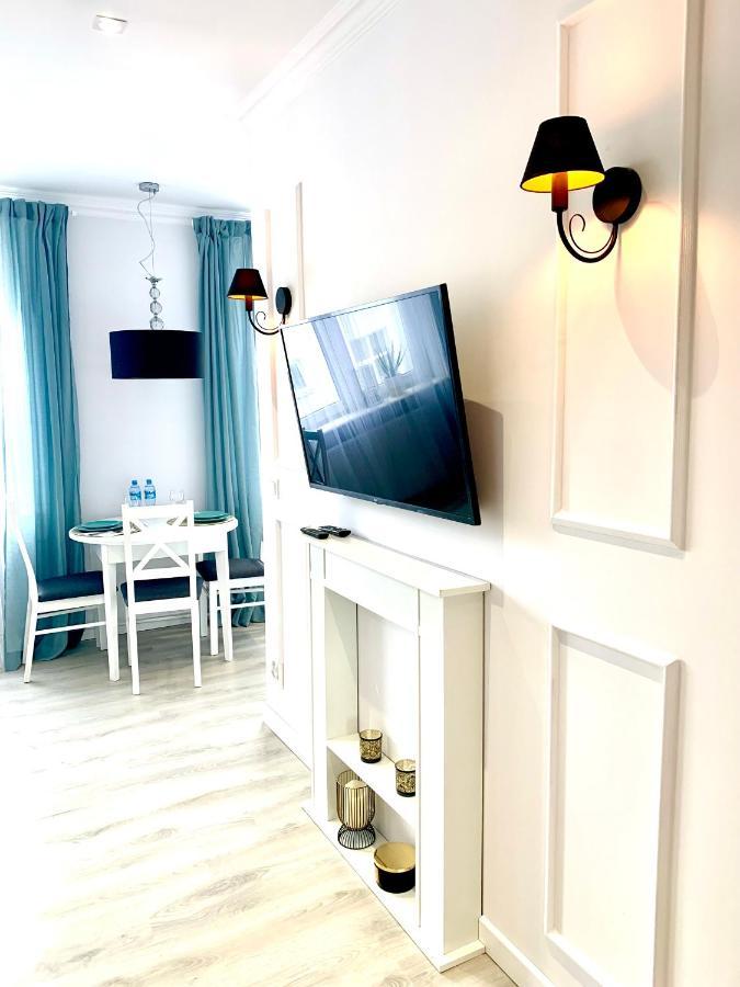 Apartamenty Sienkiewicza - Bezplatny Parking, Centrum, Park, Fv Kielce Esterno foto