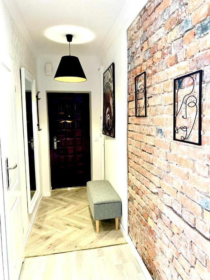 Apartamenty Sienkiewicza - Bezplatny Parking, Centrum, Park, Fv Kielce Esterno foto