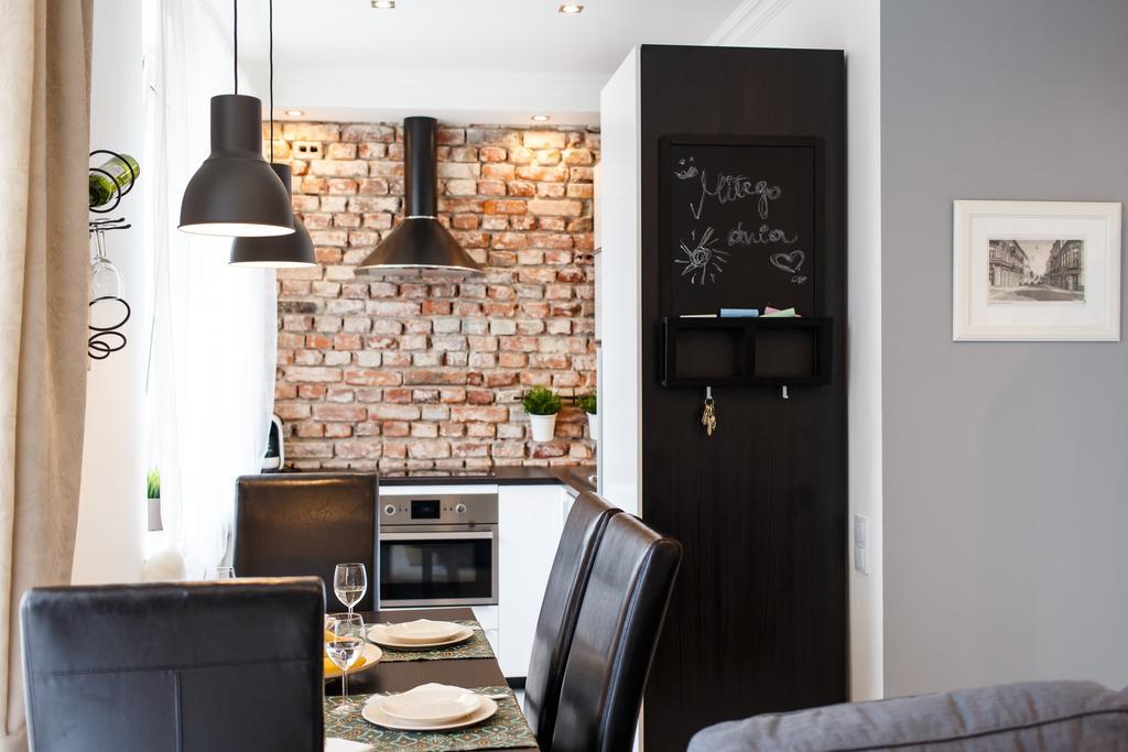 Apartamenty Sienkiewicza - Bezplatny Parking, Centrum, Park, Fv Kielce Esterno foto