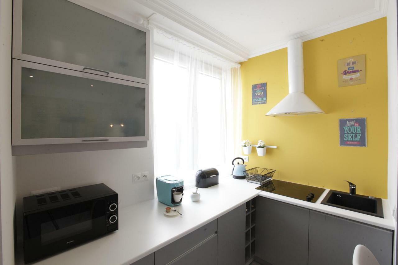Apartamenty Sienkiewicza - Bezplatny Parking, Centrum, Park, Fv Kielce Esterno foto